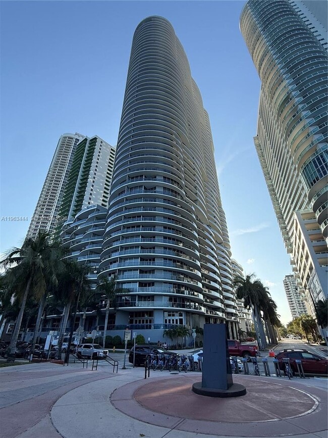 Photo - 488 NE 18th St Unit 811