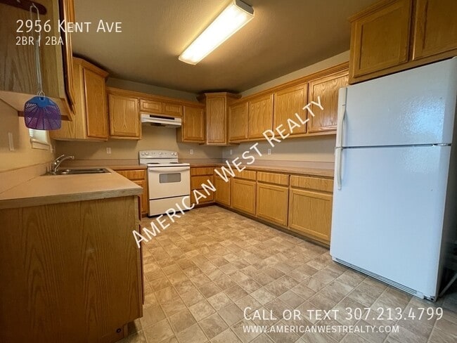 Photo - 2956 Kent Ave