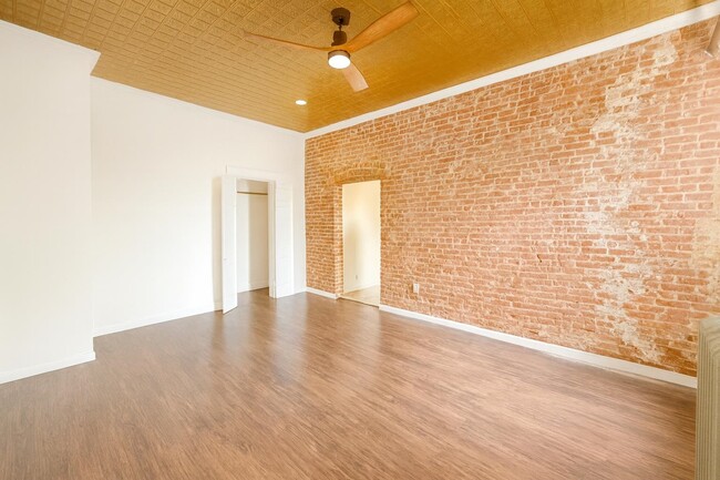 Photo - 155 Midland Ave Unit 2D