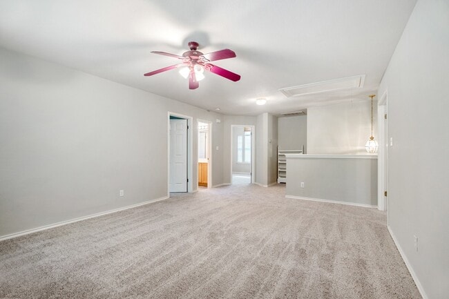 Photo - 4229 Kingsburg Dr