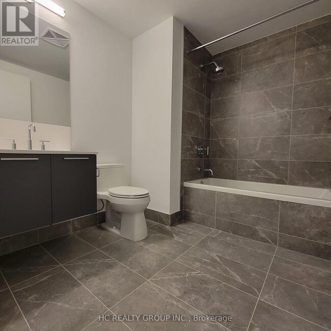 Photo - 3 Gloucester St Unité 1509