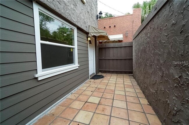 Photo - 445 Shine Ave Unit A