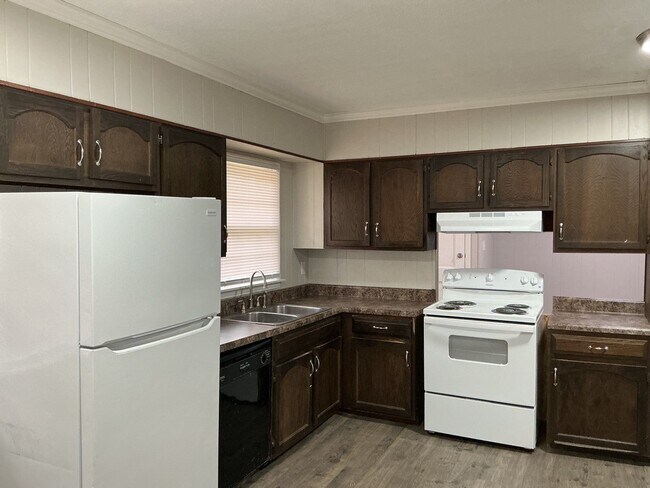 24 Carolane Dr Unit R