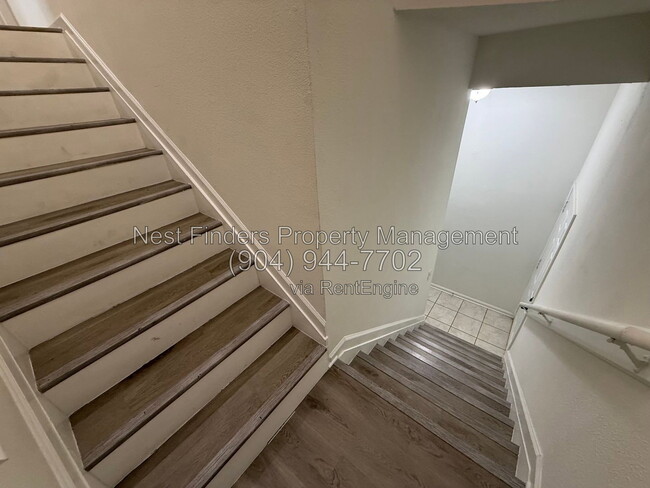 13811 Herons Landing Way Unidad 9