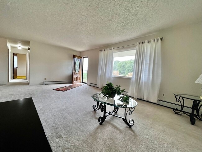 Photo - Peaceful Country Living | Mountain Views + Spacious 2 Bed Retreat