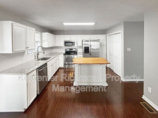Photo - 2010 Colgate Ave