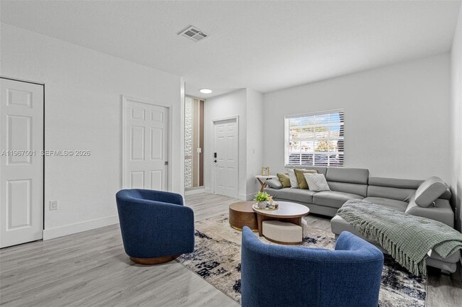 Photo - 5725 NW 114th Path