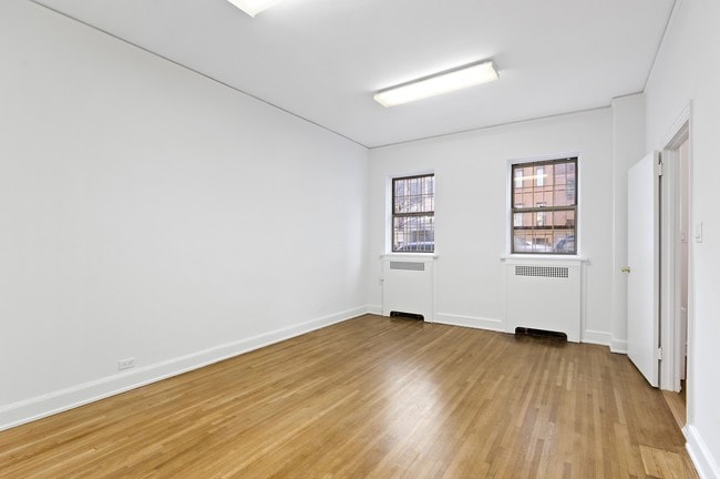 Photo - The Bayard House