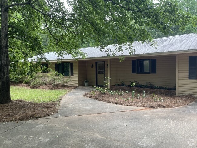 Building Photo - 170 Longview Dr Rental
