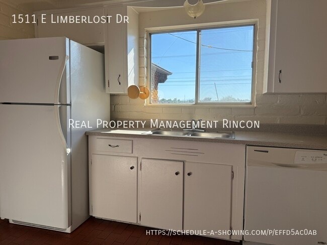 Photo - 1511 E Limberlost Dr