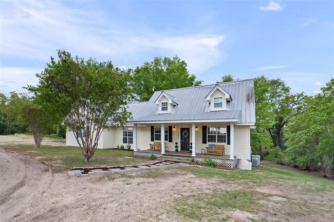 Photo - 2153 Co Rd 57