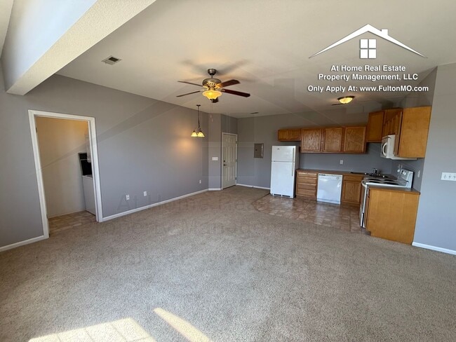 Photo - 2606 N Bluff St Unit 2606-208 North Bluff Street
