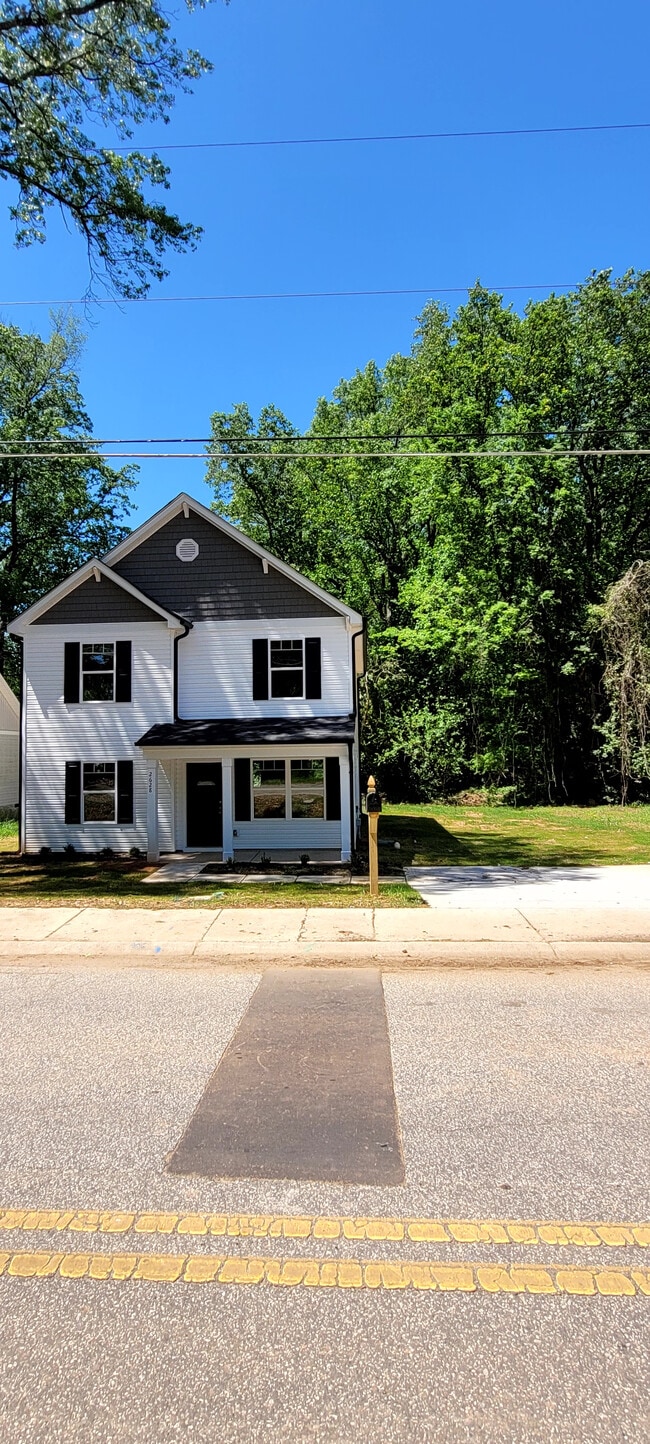 Room in House on Kenhill Dr - Room in House on Kenhill Dr