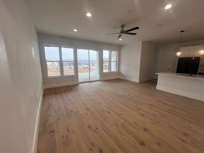 Photo - Brand New Basement Appartment