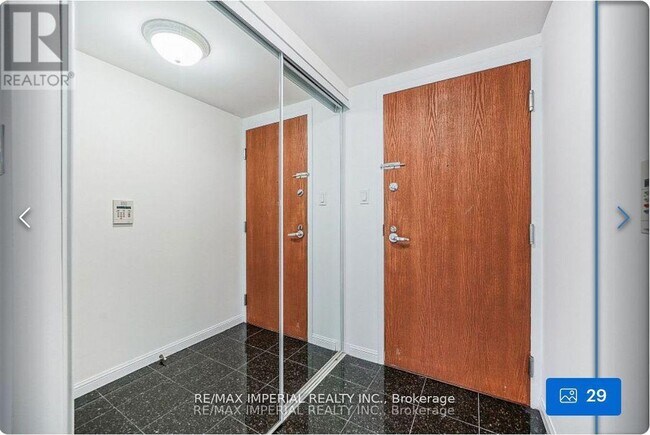 Photo - 23 Lorraine Dr Unité 2112