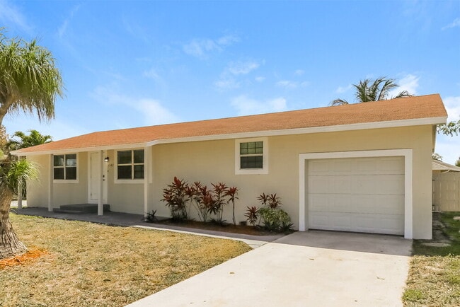 Photo - 1142 Monroe Blvd