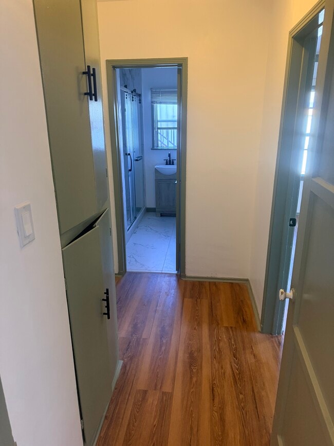Photo - 1808 Carmona Ave Unit Apt 1