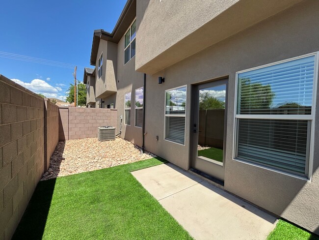 Photo - HURRICANE TOWNHOME FOR RENT!