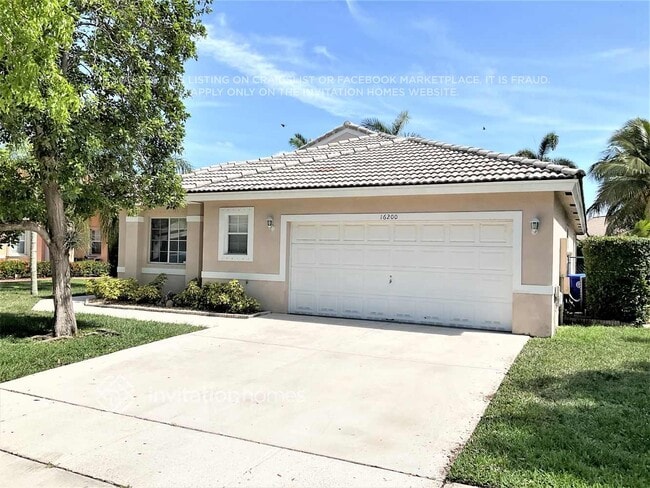 Photo - 16200 SW 2nd Dr