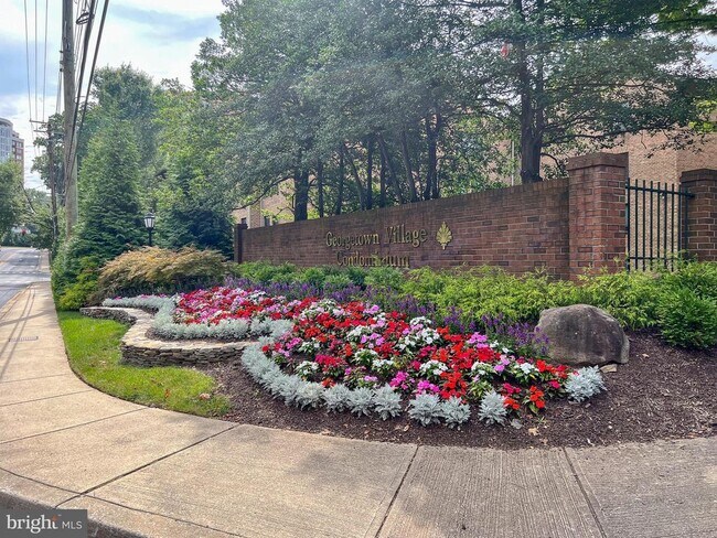 Photo - 11401 Commonwealth Dr Unit 101