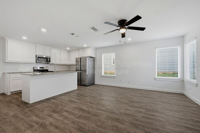227 W Bond St