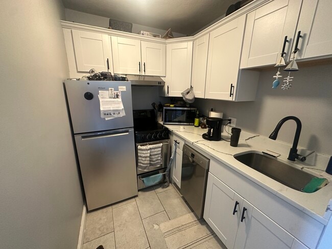 Photo - 35 Glencoe St Unit 24