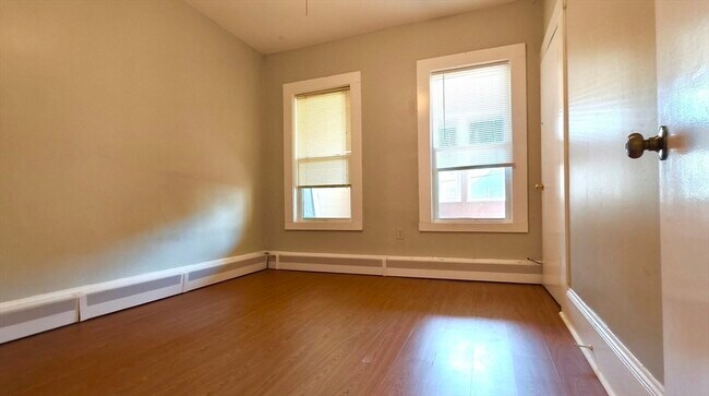 553 Dorchester Ave Unidad 1