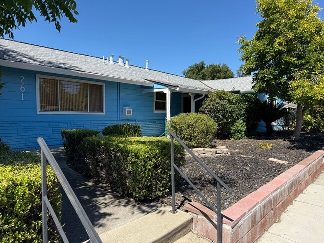 Photo - Pleasant Living in Pleasant Hill