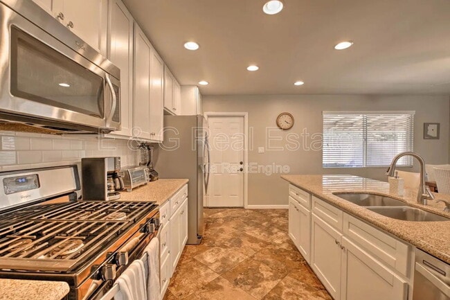 Photo - 609 S Priest Dr