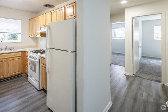 3BR, 2BA - 1,276SF - Kitchen