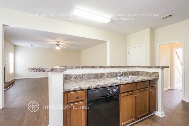 Photo - 372 Kyles Cir