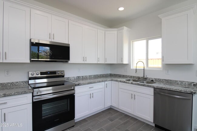 Photo - 245 E Date Ave