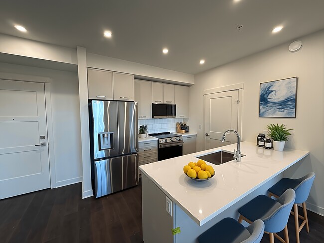 Photo - 5382-200 200 St