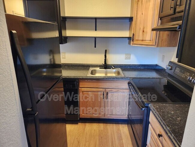 Photo - 177 Michael Ct