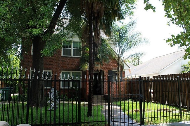 Photo - 2908 Truxillo St