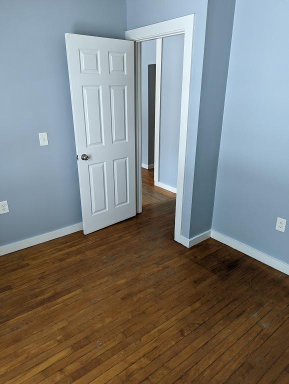 Photo - 265 Boarding House St