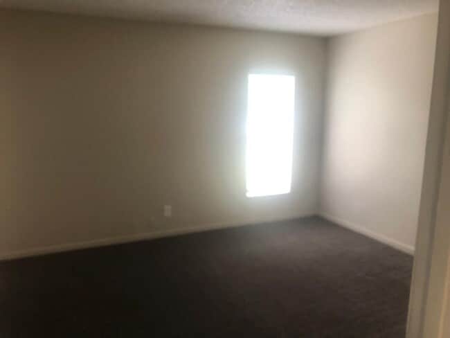 Photo - Riverside Manor