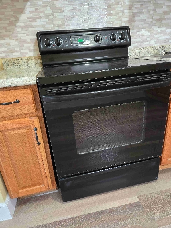 Photo - 716 SW 9th St Unidad 4