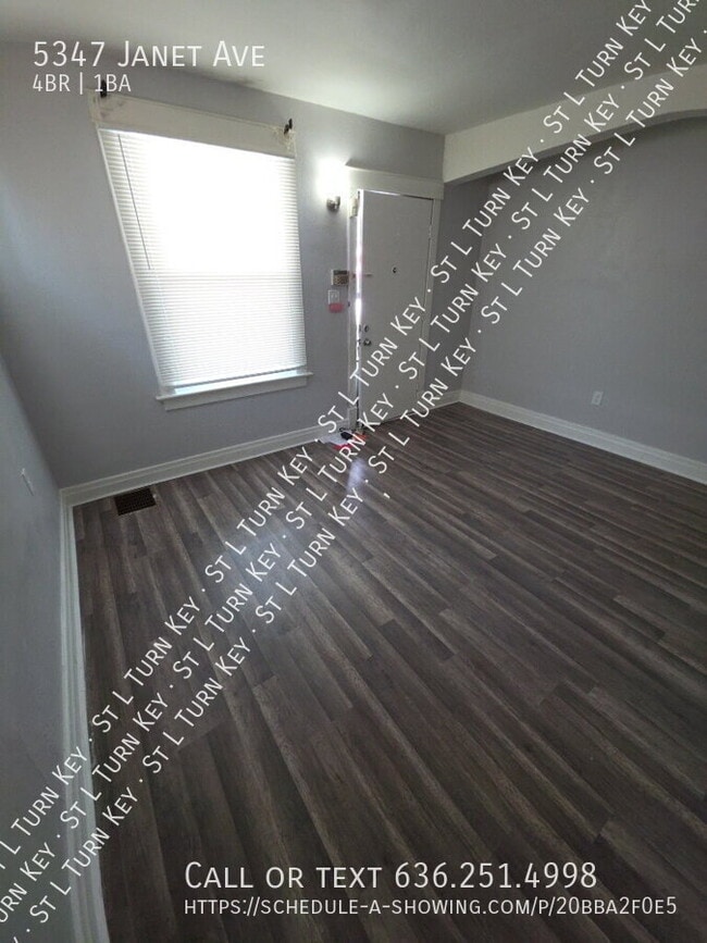 Photo - 5347 Janet Ave