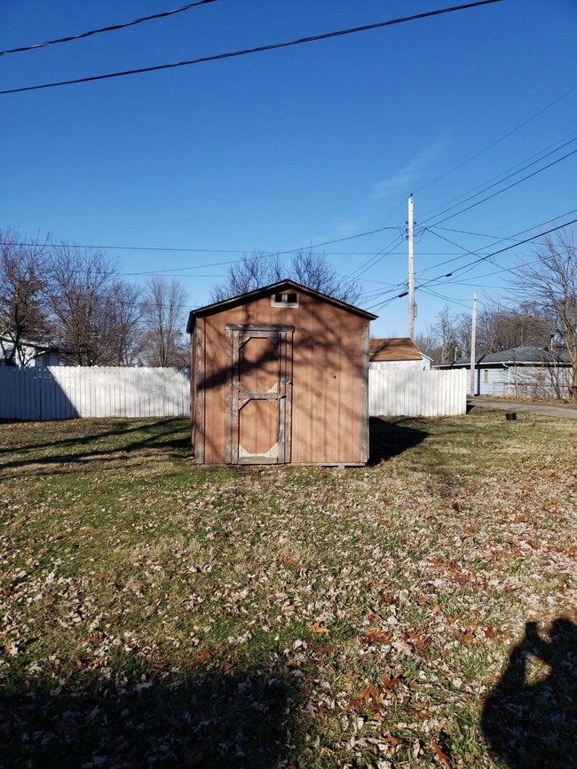 Photo - 3038 E Lynn St