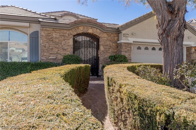 Photo - 9421 Queen Charlotte Dr
