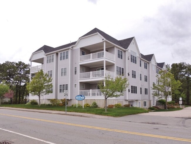 Photo - 170 E Grand Ave Unit Belle Mer  8