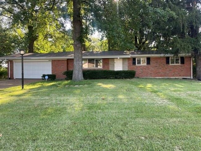 Building Photo - 11930 N Ranch Dr Rental