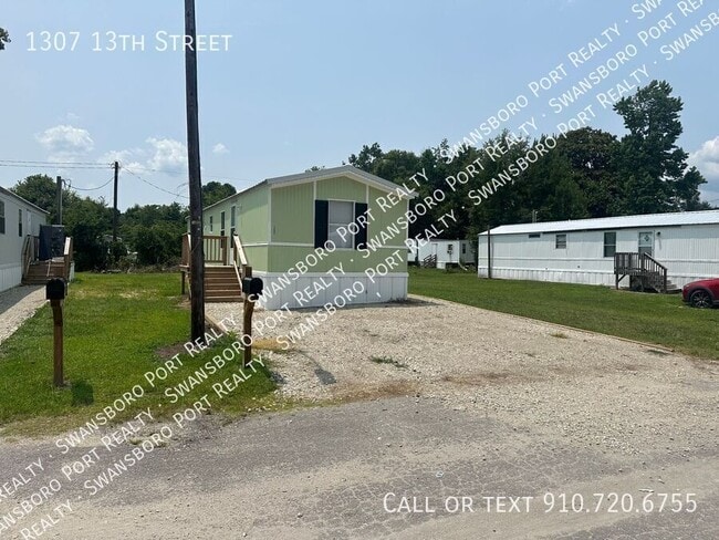 Building Photo - 1307 13th St