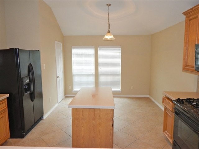 Photo - 860 Rock Harbor Ln