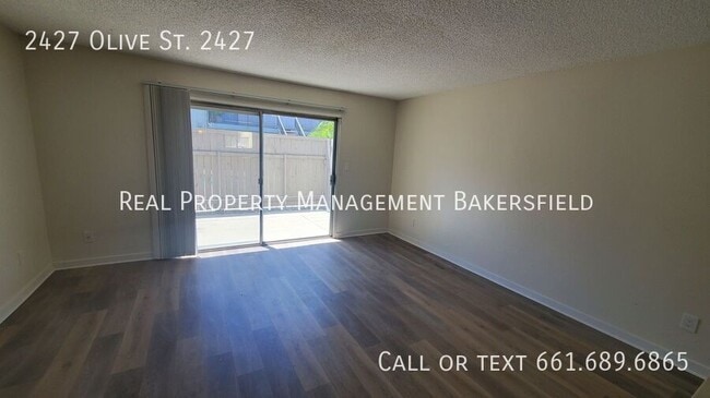 Photo - 2427 Olive St