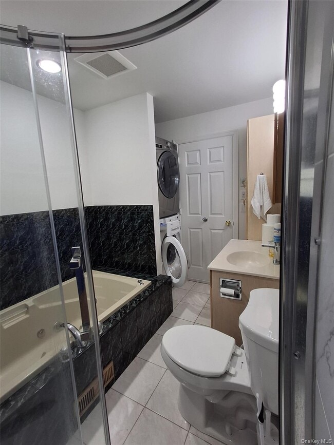 Photo - 1088 Park Ave