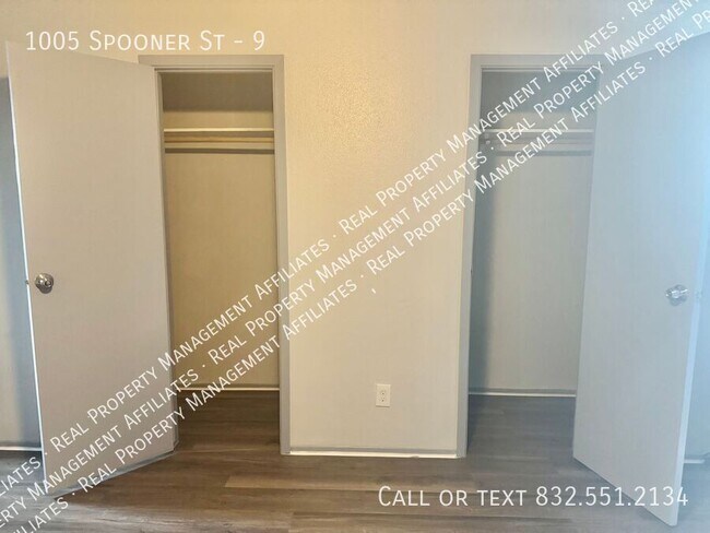 Photo - 1005 Spooner St Unit 9