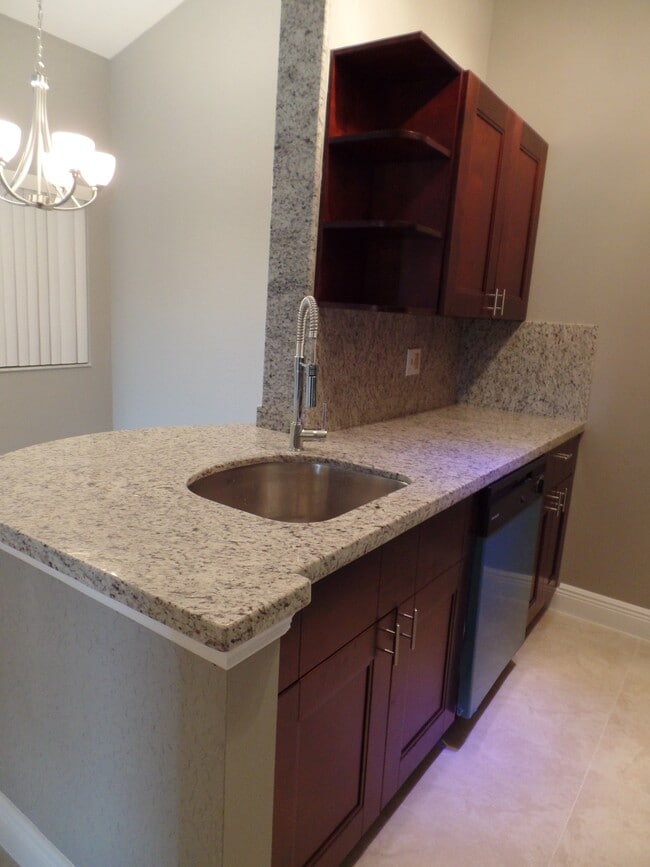 Photo - 2851 N Oakland Forest Dr