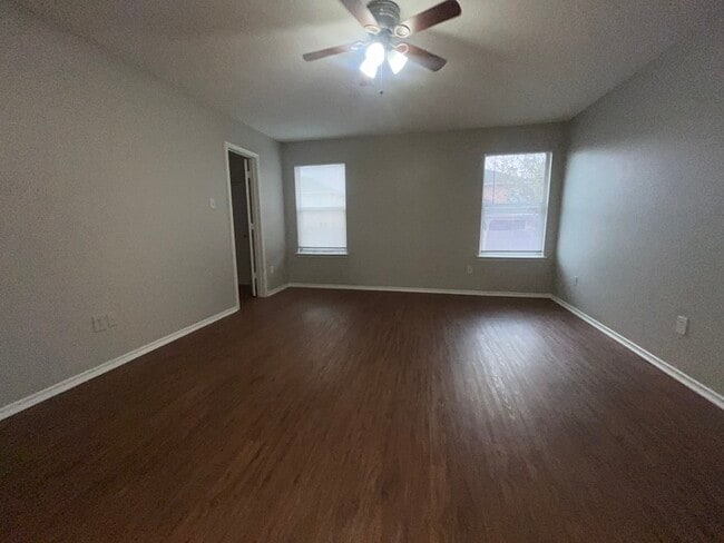 Photo - This beautiful Corner lot home ! 4 bedroom 2 bath in Mansfield ISD